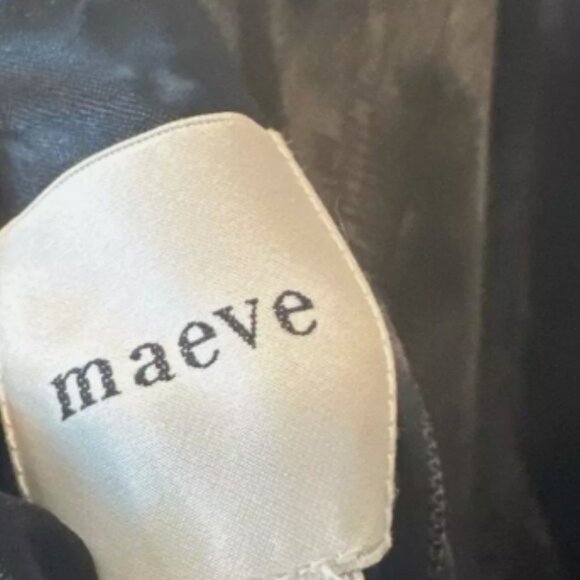 Gorgeous Brand New Sleeveless V-Neck Tiered Mini Dress by Maeve - Picture 12 of 16